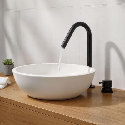 Robinetul de baie Waterevolution Flow cu 2 orificii, de culoare neagră mată, cu un mic jet de 120mm, cod T1121VPR.