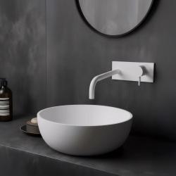 Robineta incorporabila pentru chiuveta Waterevolution Flow, cu placuta de acoperire, culoare alb mat, cu gura de scurgere de 21cm, modelul T1161BBR-21.