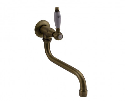 Robinetele de perete clasice PB cu maner alb, apă rece și tevă lungă de bronz 1208853602.