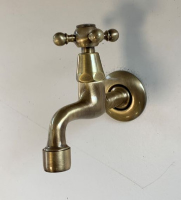 Robințelul pentru fântână clasică PB cu buton puternic apă rece bronz 1208855602