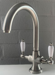 PB Robinet de bucătărie clasic cu mânere albe din oțel inoxidabil 1208910902