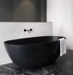 Revolutia apei Curgere cu gura groasă, neagră mată, de 19 cm, T1671-19PR
