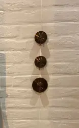 Fluxul Waterevolution cu termostat incorporat pentru duș, cu 2 robinete cu oprire, din cupru periat PVD.