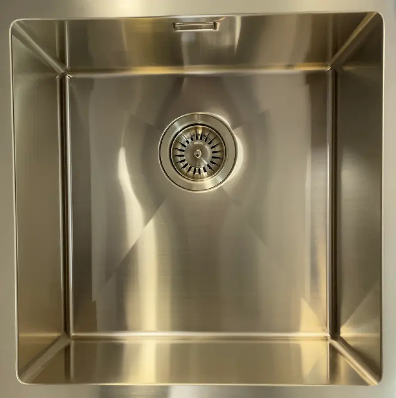 Chiuvetă din oțel inoxidabil Ausmann Mosel, culoare aurie, placată cu aur PVD, 50x40, montaj subblat, plan sau suprapus, 080921.