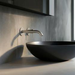 Baterie de baie încorporată SB Round 316, din oțel inoxidabil, cu lungimea de 132mm.