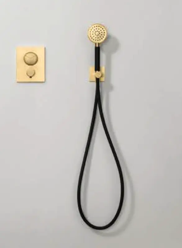 Setul de duș manual SB Rubinetterie Universale cu furtun și cârlig de agățare, din alamă periată, placată cu aur PVD, cod 1208953551.