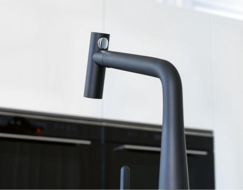 Franke Icon Robinet de bucătărie negru mat cu duză pivotantă 115.0625.190