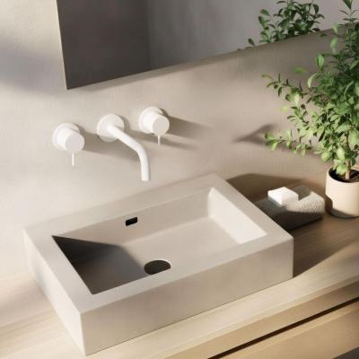 Cea mai bună traducere a textului dat în limba română ar fi: Robinet pentru chiuvetă încorporat cu 3 găuri, de la Waterevolution Flow, mat alb, cu ieșire de 10 cm, T1163FBR-10.