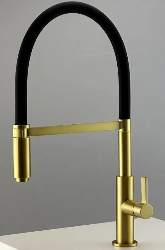 Ausmann Lavea Robinet de bucătărie auriu PVD aur cu duză pivotantă și flexibilă 1208957436
