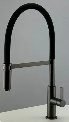 Ausmann Lavea Robinet de bucătărie  gun metal PVD grafit cu duză pivotantă și flexibilă 1208957437