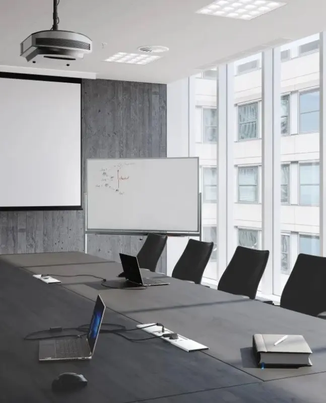 Indux Slide max priză de încorporat în blatul de bucătărie cu întrerupător de pământ, USB-A, HDMI, RJ45 și USB-C, culoare alb mat 1208957440