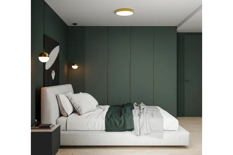 Decorul Abies este un candelabru suspendat din aur din alamă, cu o cupolă metalică rotundă. 3558