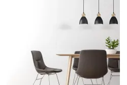 Decorațiunea Kerala este un candelabru elegant, negru, numărul 3239.