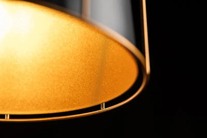 Lustra Goa neagră cu cadru decorativ auriu 3512