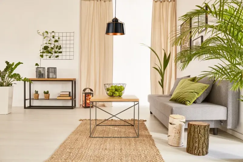 Lustra Goa neagră cu cadru decorativ auriu 3512