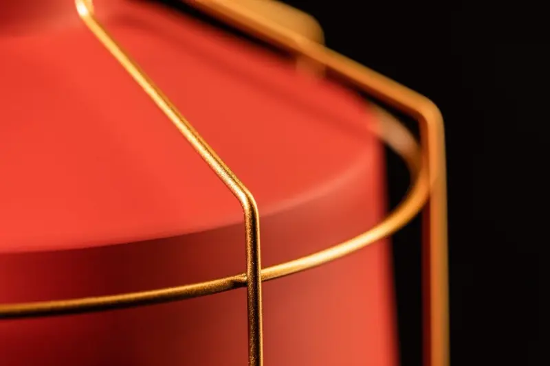 Lustra Goa rosie cu cadrul decorativ aurit 3536