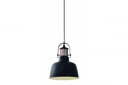 Decorațiunea Noor este un elegant candelabru negru cu elemente din cupru, 2691.