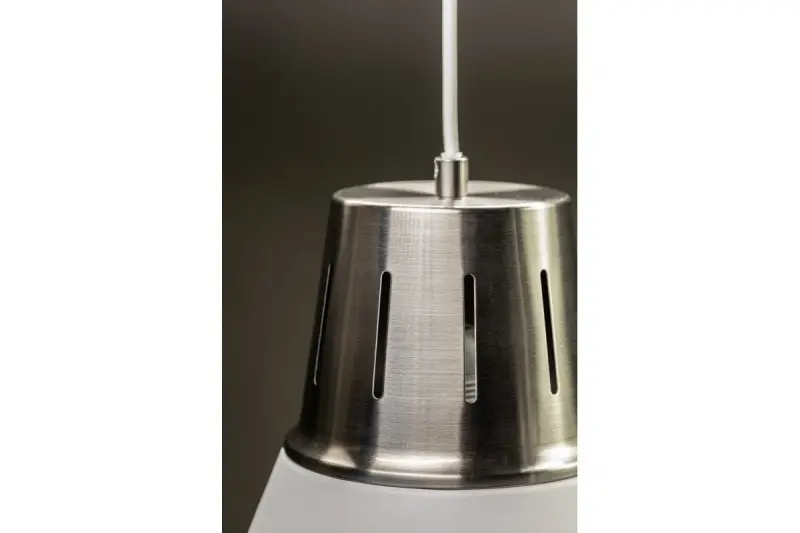 Decorațiuni Gianni, lustră albă elegantă cu diametrul de 22 cm, cod 8075.