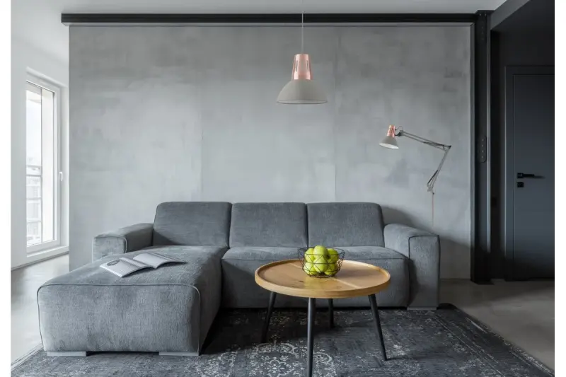 Decorațiunea Artemia este un lustru de podea gri, cu un braț metalic lung, cu diametrul de 16,5 cm, la 2300.