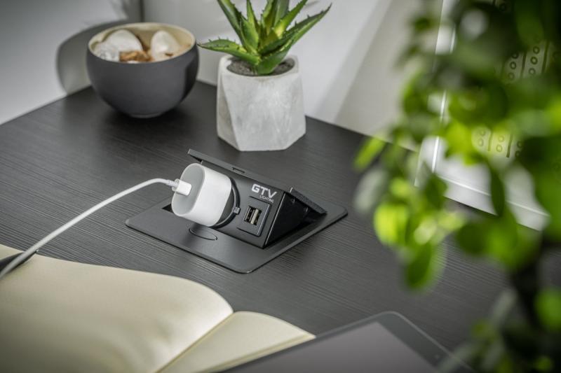 Priza retractabilă AVARO 1208958672