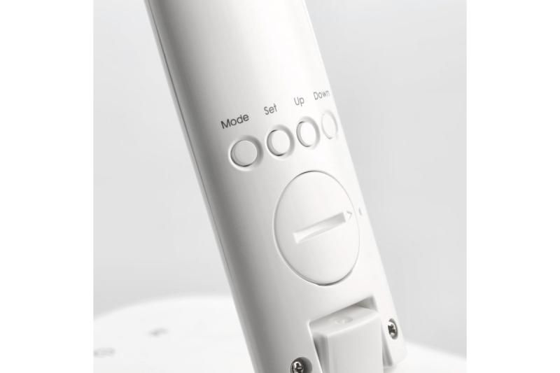 Decor Lampă de birou LINEAR 7W 420lm AC220-240V 3-CCT 5 trepte de reglare a luminii PF>0 5 RA>80 alb 1208962500