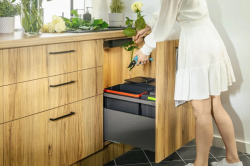 Garbi Basket B-90-T-4 Sortare Sisteme de Deșeuri pentru Sertar de 90cm - Include Suport și 4 x 15 Litri Coșuri de Gunoi 1208969545