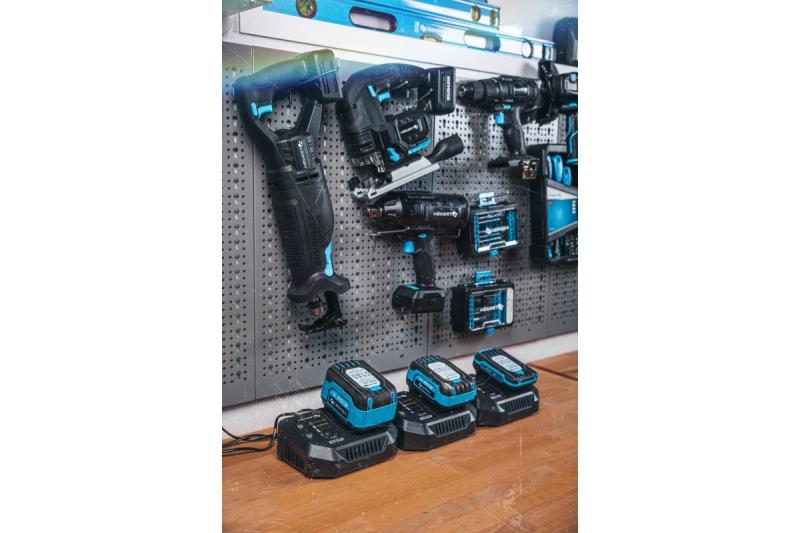 Acumulator reîncărcabil HÖGERT 4.0 Ah 18 V