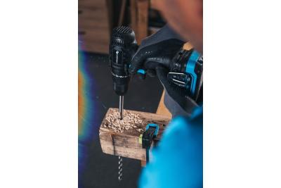 HÖGERT mașină de găurit cu acumulator 18V, set cu acumulator, încărcător, suport pentru biți, magazie pentru burghie.