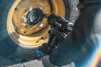 Set de chei cu impact pe acumulator HÖGERT, fără perii, 18V, cu acumulator, încărcător