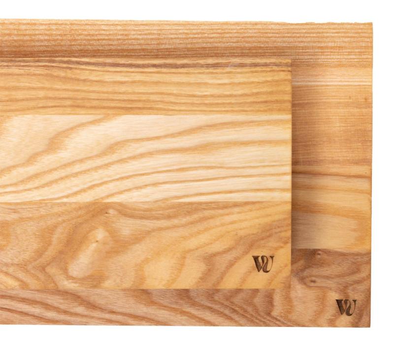 Woodsea Sushi M - Placă de sushi din lemn de frasin cu picioarele din nuc, 30x17 cm 1208971585