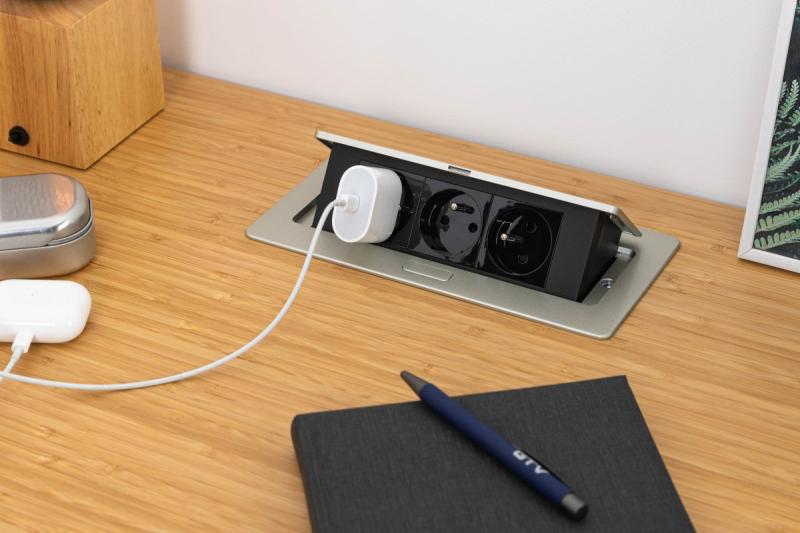 Priză electrică retractabilă SOFT, cablu de alimentare 1,5m