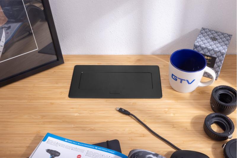 Priză Mobilier MULTISOFT 2x Priză cu Împământare, USB A+C, RJ45, Cablu de Alimentare cu Ștecher, Negru