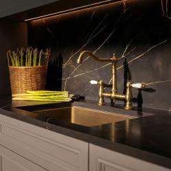 Aquanello Heritage Manor Baterie de bucătărie clasică, în stil nostalgic, cu manetă albă, finisaj bronz BN-0010-HM