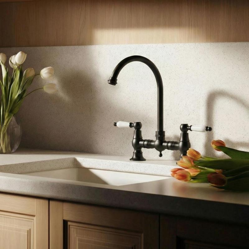 Aquanello Heritage Manor Robinet de bucătărie clasic, în stil retro, cu manetă albă și gura de scurgere rotundă, negru BL-4001-HA